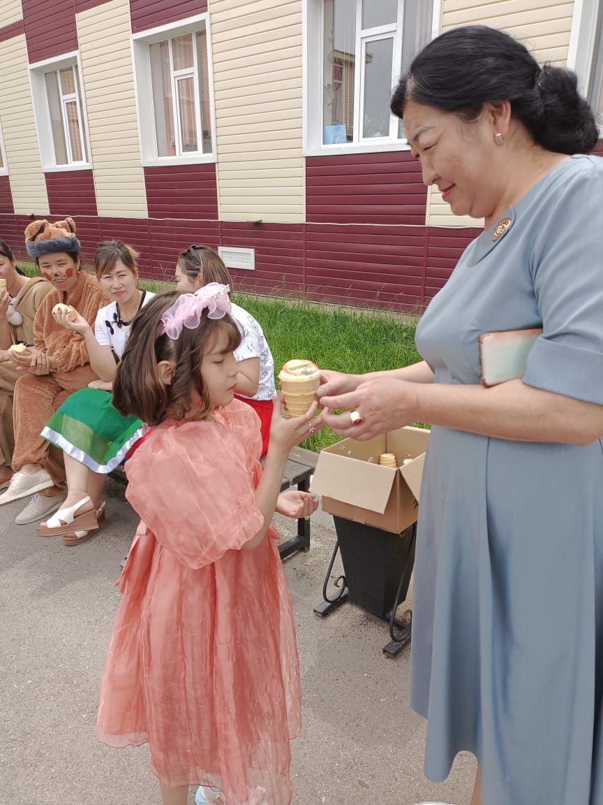 1 маусым  балаларды  қорғау  күні